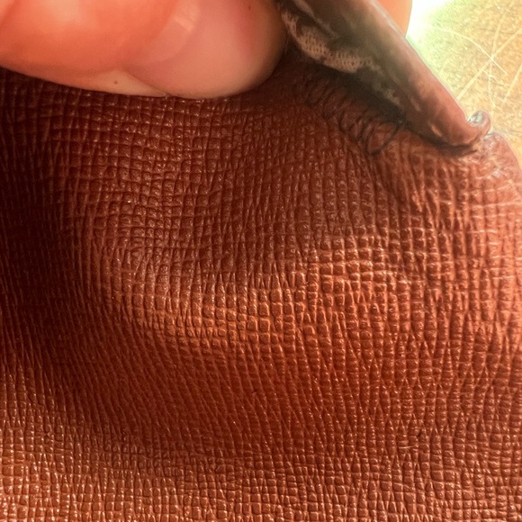 Louis Vuitton International wallet - Picture 6 of 6